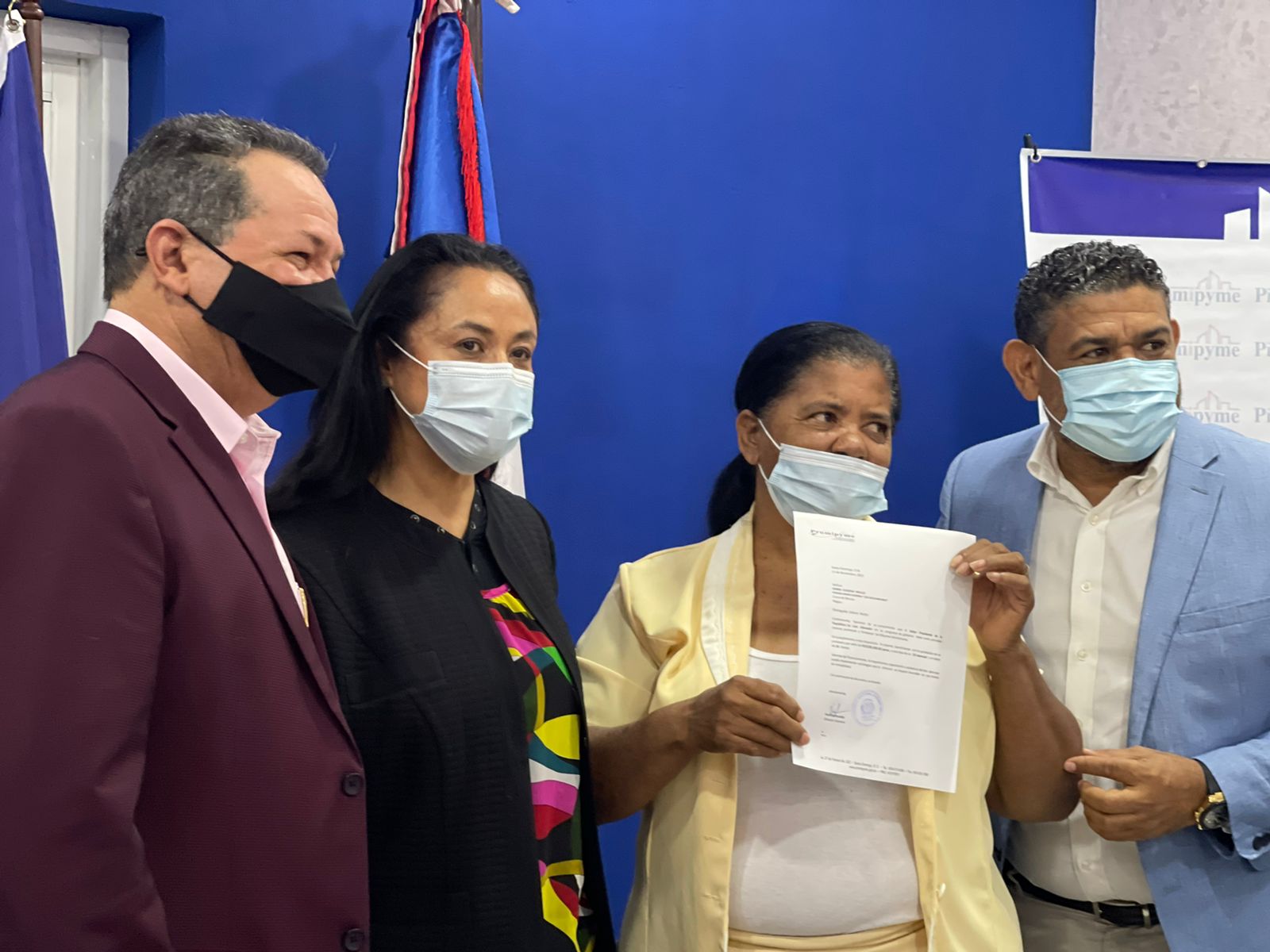 Mipymes de Nagua reciben beneficios financieros de PROMIPYME